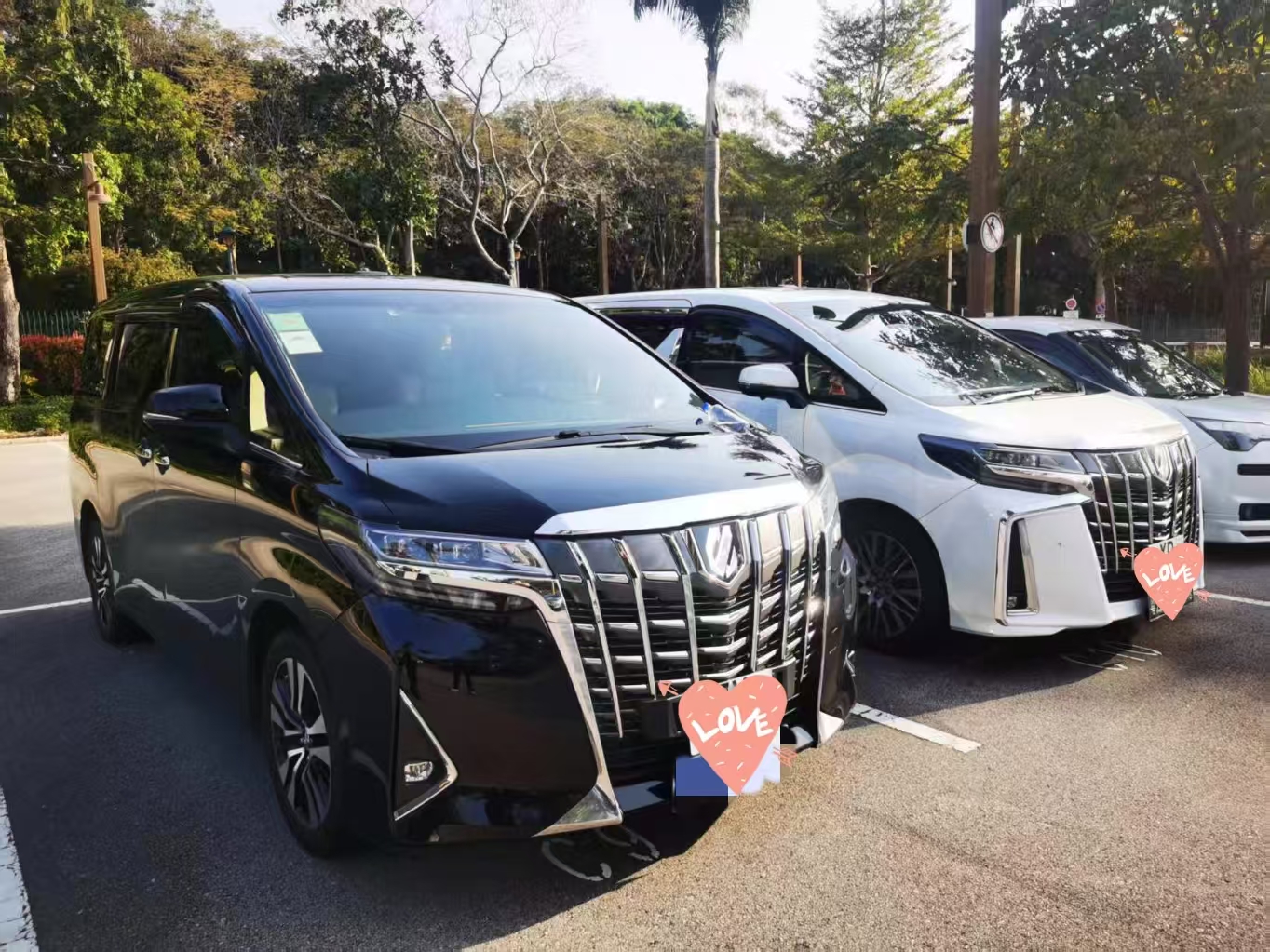 新款豐田埃爾法七座商務車